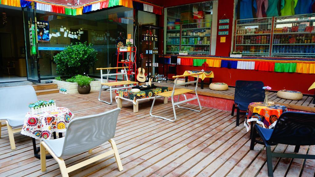 Wo Home Hostel Jiuzhaigou Exterior photo
